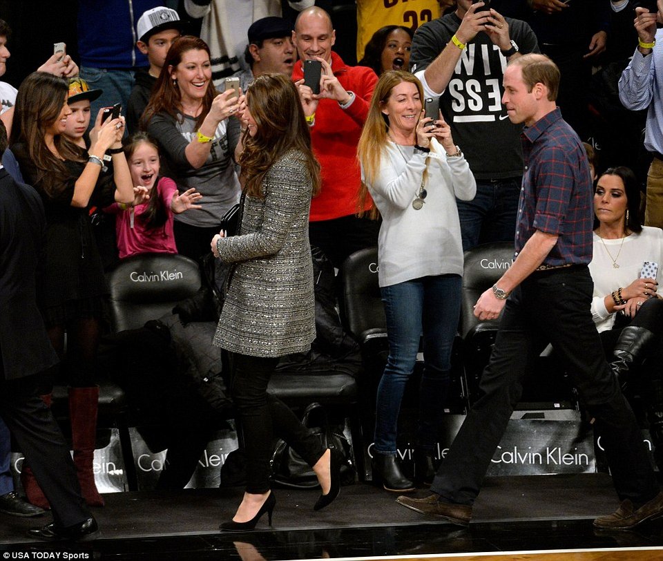 ΝΒΑ: O πρίγκιπας Γουίλιαμ στον «βασιλιά» Λεμπρόν Τζέιμς [εικόνες] | iefimerida.gr 1