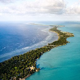 Το νησί που βρίσκεται στην... αρχή της Γης -Ενας εξωτικός παράδεισος που καταπίνει σιγά σιγά η θάλασσα [εικόνες] | iefimerida.gr 1