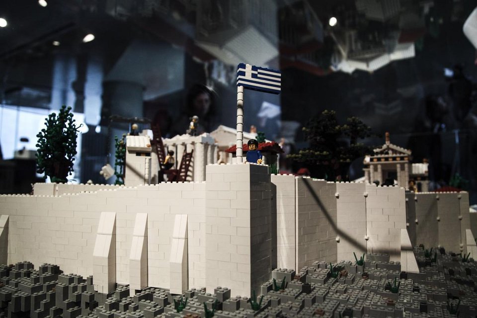 Μια Ακρόπολη φτιαγμένη από 120.000 Lego -Το εκπληκτικό δημιούργημα Αυστραλού [εικόνες] | iefimerida.gr 10