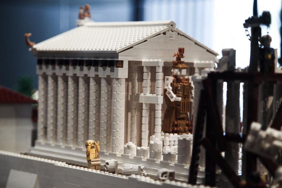 Μια Ακρόπολη φτιαγμένη από 120.000 Lego -Το εκπληκτικό δημιούργημα Αυστραλού [εικόνες] | iefimerida.gr 4