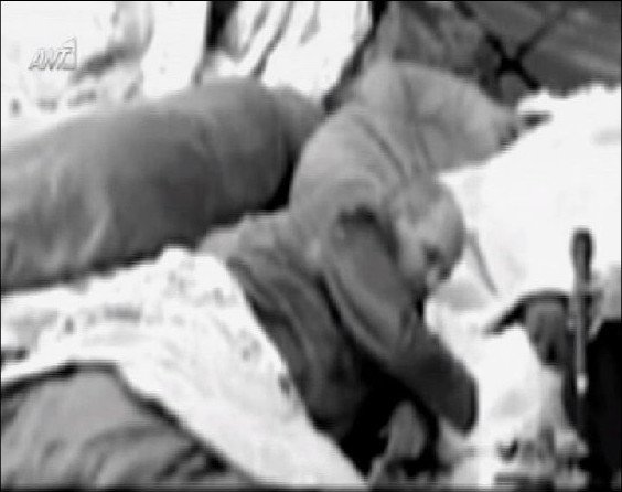 Οταν ο Μιχελογιαννάκης παίρνει κάτι από τη σακούλα για να ξεγελάσει την πείνα [βίντεο & εικόνες] | iefimerida.gr 0