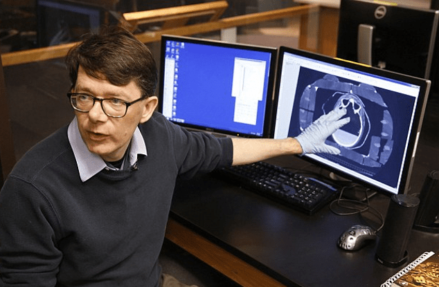 Εκπληκτικό: Ανοιξαν σαρκοφάγο 2.500 ετών -Η άψογα διατηρημένη μούμια και τα δάχτυλα που έμειναν αναλλοίωτα [εικόνες & βίντεο] | iefimerida.gr 6