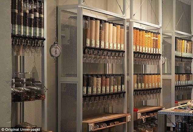 Το σούπερ μάρκετ του μέλλοντος: Προς πώληση μόνο χύμα προϊόντα -Ούτε μία συσκευασία [εικόνες] | iefimerida.gr 2