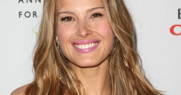 Η πανέμορφη Τσέχα που σώθηκε από το τσουνάμι –Αφηγείται τι έζησε και συγκλονίζει [εικόνες] | iefimerida.gr 7