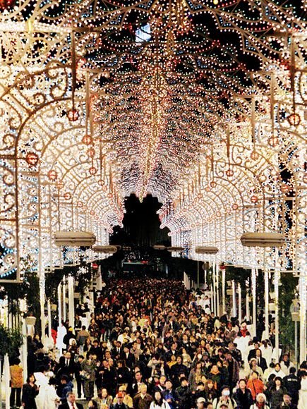 Οι καλύτερες πόλεις για να νιώσετε τα Χριστούγεννα [εικόνες] | iefimerida.gr 7