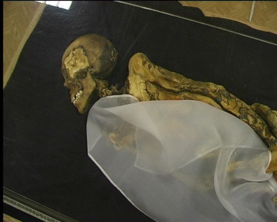 «Η μούμια με τα τατουάζ» -Η 2.500 ετών Ρωσίδα πριγκίπισσα που βρέθηκε πριν 21 χρόνια στους πάγους και η «κατάρα» της που... προκαλεί σεισμούς και πλημμύρες [εικόνες] | iefimerida.gr 5