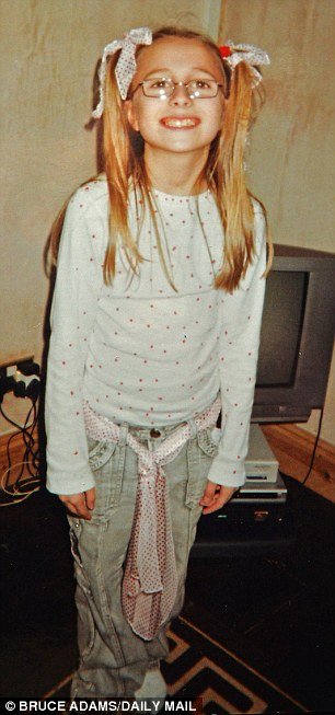 H 17χρονη που έκανε αλλαγή φύλλου για να μοιάσει στον Τζάστιν Μπίμπερ [εικόνες] | iefimerida.gr 10