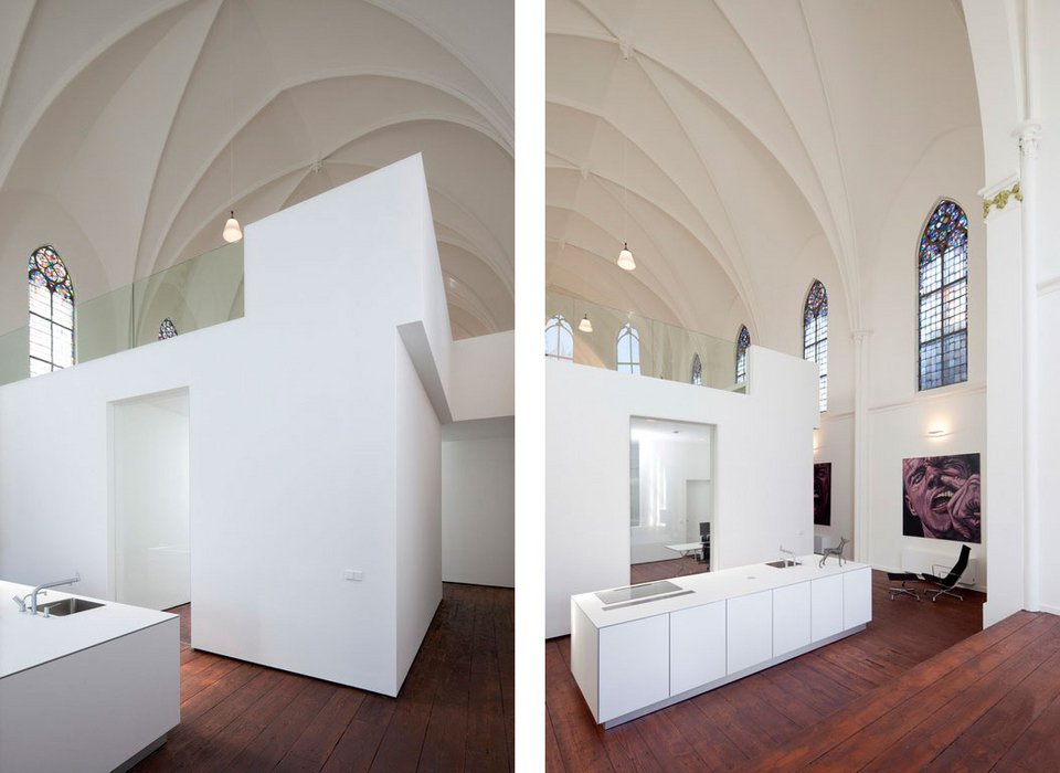 Η εκκλησία που μετατράπηκε σε ένα από τα ωραιότερα σπίτια του κόσμου -Μίνιμαλ ντιζάιν στον άλλοτε χώρο προσευχής [εικόνες] | iefimerida.gr 6