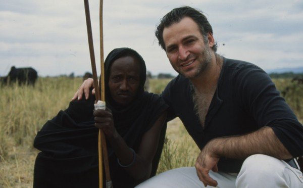 Γιάννης Μελάς, ο γιος της Μις Ρόδος που έγινε βασιλιάς των διαμαντιών στην Αφρική [εικόνες] | iefimerida.gr 0