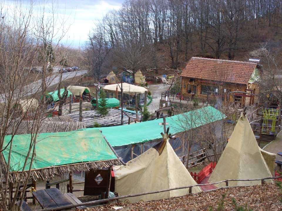 Ενας μικρός... Αμαζόνιος στην Πιερία -Στα άδυτα του μοναδικού Ινδιάνικου Χωριού στην Ελλάδα [εικόνες] | iefimerida.gr 9