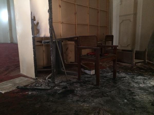 Φωτογραφίες-σοκ από το μακελειό στο Πακιστάν: Η αίθουσα του σχολείου μοιάζει με θυσιαστήριο [εικόνες] | iefimerida.gr 7