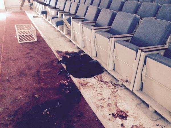 Φωτογραφίες-σοκ από το μακελειό στο Πακιστάν: Η αίθουσα του σχολείου μοιάζει με θυσιαστήριο [εικόνες] | iefimerida.gr 8