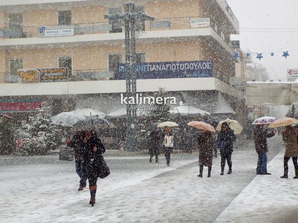 Στα άσπρα ντύθηκε και η Τρίπολη- Αποκλεισμένα χωριά στην επαρχία Γορτυνίας [εικόνες] | iefimerida.gr 1