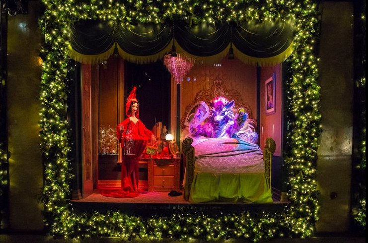 Oι ομορφότερες χριστουγεννιάτικες βιτρίνες του κόσμου βρίσκονται στη Νέα Υόρκη -Λάμψη, χλιδή, τέχνη [εικόνες] | iefimerida.gr 8