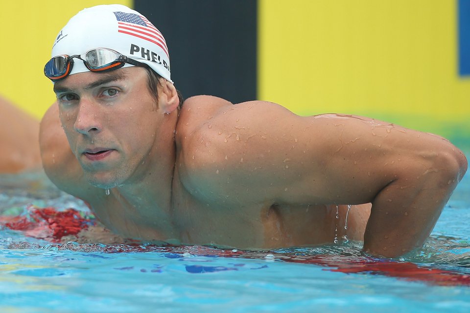 Μάικλ Φελπς –Το καλό παιδί της κολύμβησης παρέα με τρανσέξουαλ και αλκοόλ [εικόνες] | iefimerida.gr 1