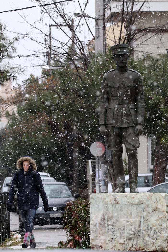 Το έστρωσε στην Αττική -Στα λευκά τα βόρεια προάστια, μέχρι χαμηλά το χιόνι σε Υμηττό και Πάρνηθα [εικόνες] | iefimerida.gr 13