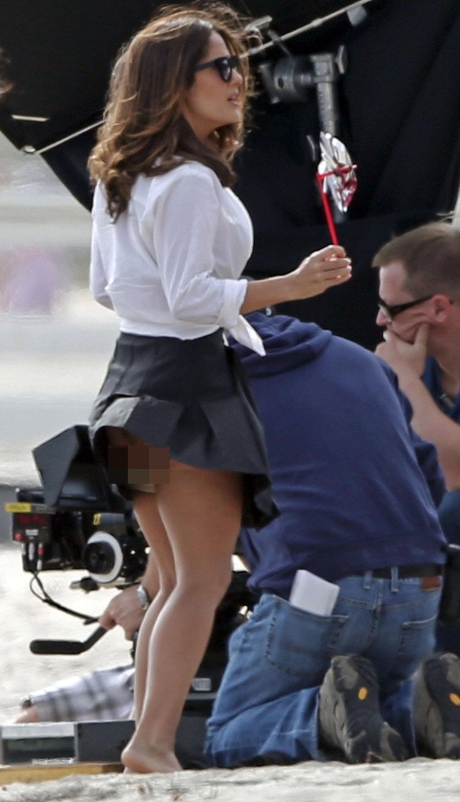 10 σταρ που μιμήθηκαν τη Μέριλιν Μονρόε και άφησαν τα φουστάνια τους να τα σηκώσει ο αέρας [εικόνες] | iefimerida.gr 6