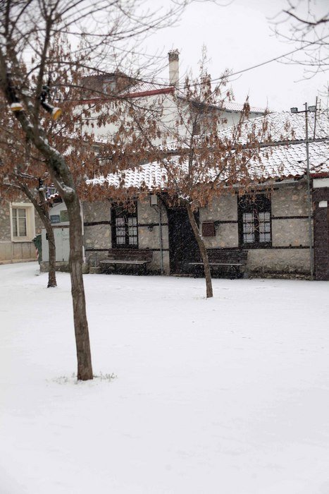 Η επέλαση του χιονιά: Στα «λευκά» όλη η χώρα - Που θα χτυπήσει η κακοκαιρία | iefimerida.gr 4