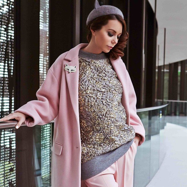 Αλίνα Καλτσίδου: Η κόρη του πλουσιότερου Ελληνα παρέδωσε μαθήματα μόδας κατά την εγκυμοσύνη της -Το απίθανο στιλ της [εικόνες] | iefimerida.gr 8