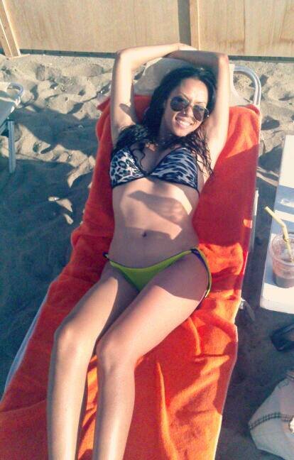 Υποψήφια βουλευτής στον Γκλέτσο από παίκτρια ριάλιτι [εικόνες] | iefimerida.gr 0