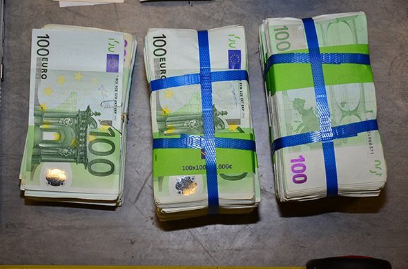 Η «Greek Mafia» του Βλαστού: Οι χρυσαυγίτες, ο Ακης και οι επώνυμοι | iefimerida.gr 4