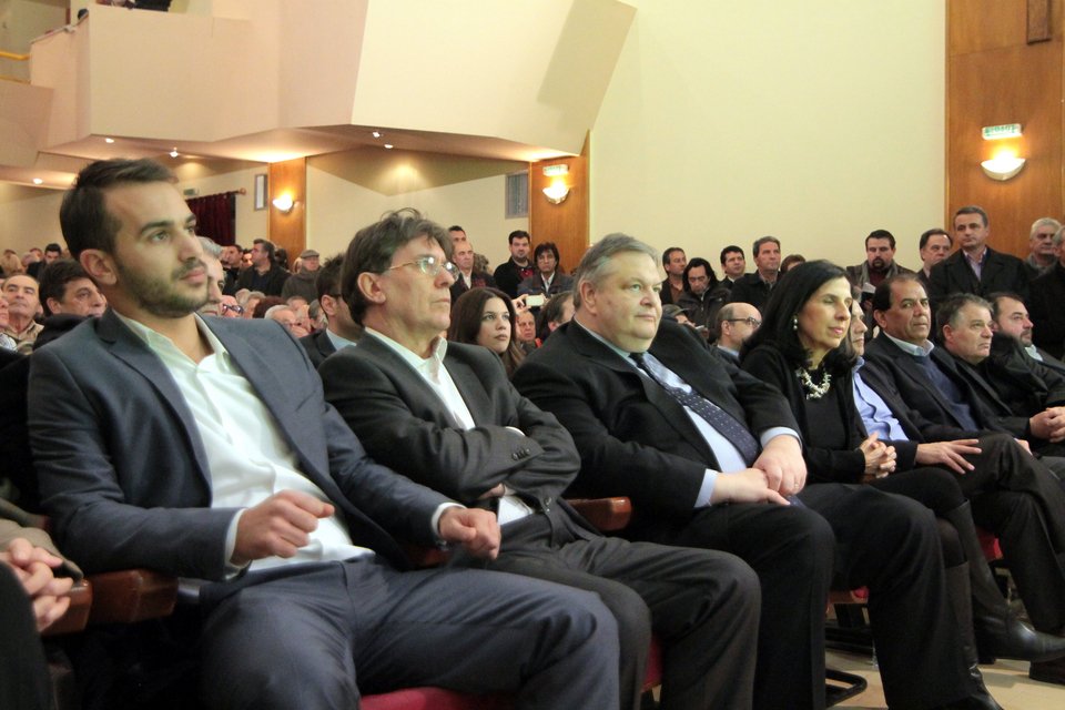 Βενιζέλος από τη Λάρισα: Το ΠΑΣΟΚ δεν είναι κυβερνητικός μπαλαντέρ [εικόνες] | iefimerida.gr 0