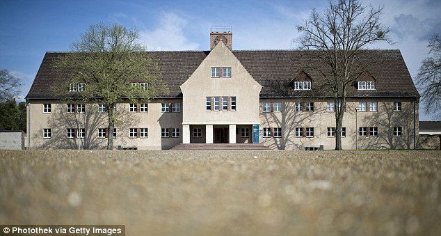 Η φρίκη του Ράβενσμπρακ: Ζώντας σε γυναικείο στρατόπεδο συγκέντρωσης των Ναζί [εικόνες] | iefimerida.gr 0