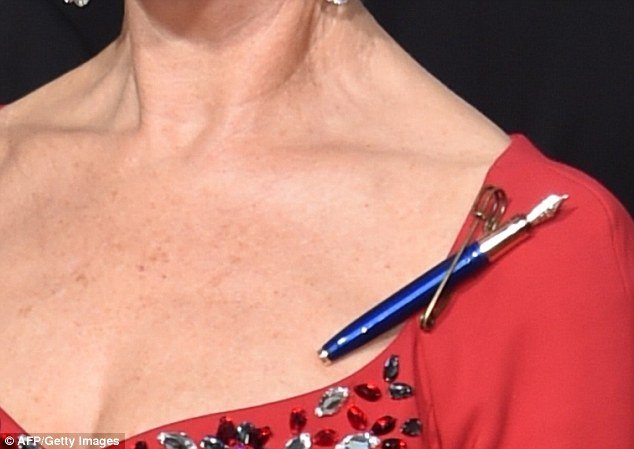 Ο Τζορτζ Κλούνεϊ είναι... Charlie -Η δήλωση που συζητήθηκε όταν παρέλαβε τη Χρυσή Σφαίρα [εικόνες & βίντεο]  | iefimerida.gr 7