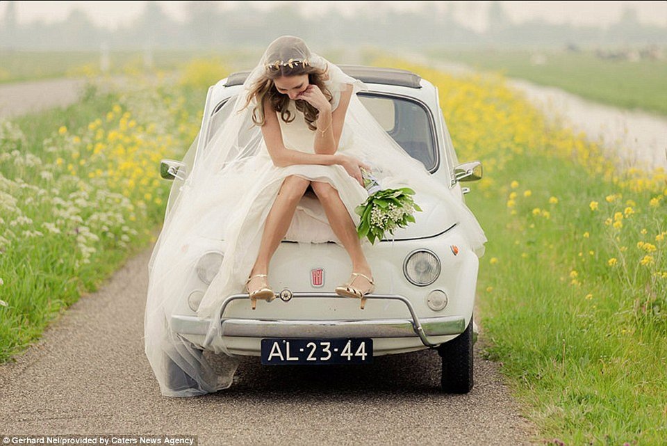 Οι πιο θεαματικές, ρομαντικές αλλά και αναιδείς φωτογραφίες γάμου της χρονιάς [εικόνες] | iefimerida.gr 9