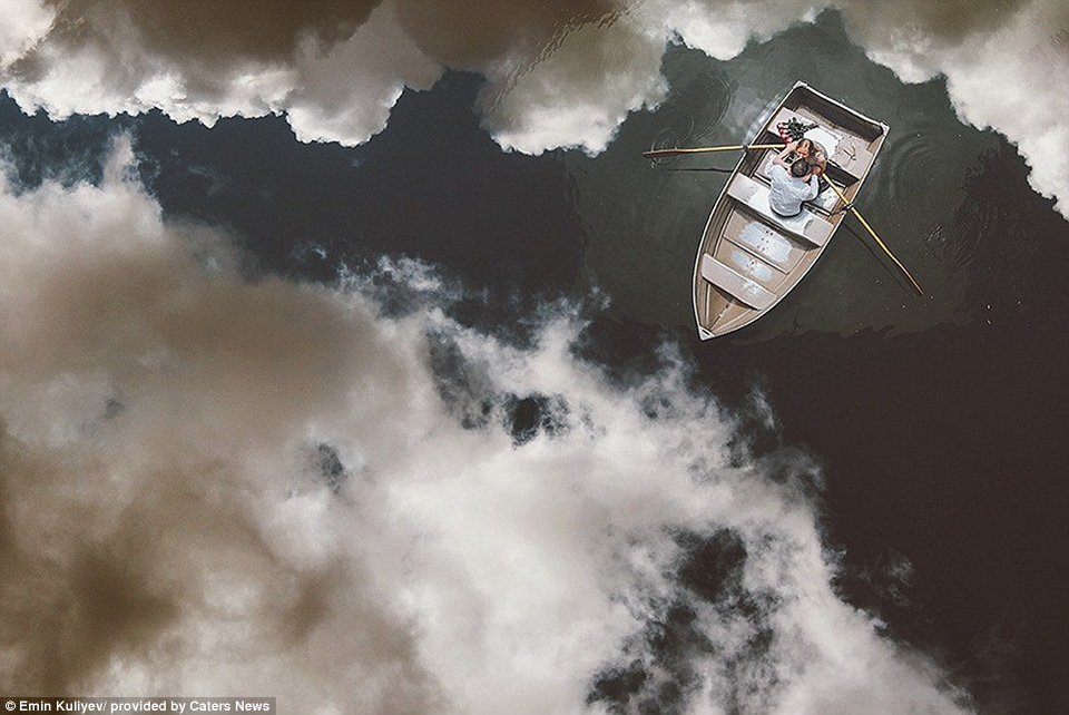 Οι πιο θεαματικές, ρομαντικές αλλά και αναιδείς φωτογραφίες γάμου της χρονιάς [εικόνες] | iefimerida.gr 5