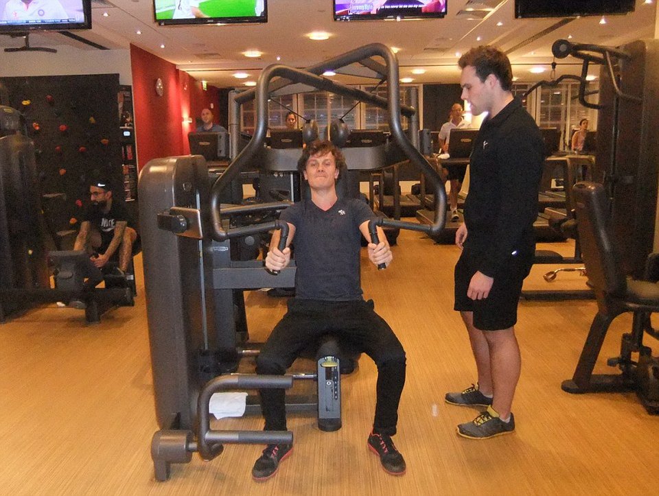 Πώς ένας μέσος άνδρας μπορεί να αποκτήσει το κορμί των ονείρων του σε 8 εβδομάδες [εικόνες] | iefimerida.gr 12