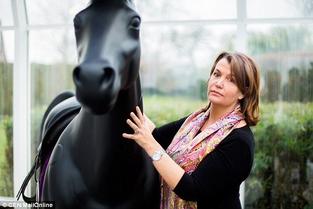 Η νόθα κόρη του Χουάν Κάρλος -Οι τρεις ημέρες πάθους του βασιλιά με τη Βελγίδα νταντά [εικόνες] | iefimerida.gr 9