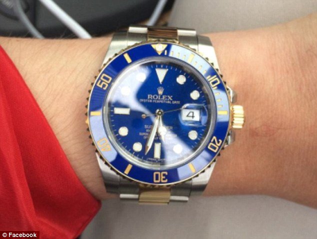 Ο 24χρονος που κατέκλεψε τους πάντες: Επεισε όλους ότι ήταν ο νέος «Λύκος της Wall Street» -Δεν ήταν παρά ένας χασάπης που ζούσε με τη μαμά του [εικόνες] | iefimerida.gr 4