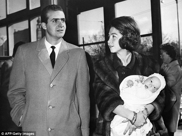 Η νόθα κόρη του Χουάν Κάρλος -Οι τρεις ημέρες πάθους του βασιλιά με τη Βελγίδα νταντά [εικόνες] | iefimerida.gr 1