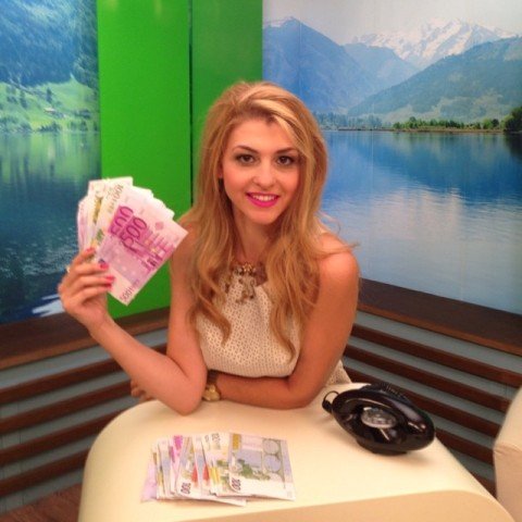 Στα δίχτυα του Ραφίκ Τζεμπούρ σέξι παρουσιάστρια του ΑΝΤ1 [εικόνες] | iefimerida.gr 0