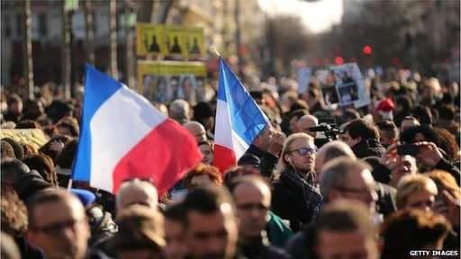 To Παρίσι πρωτεύουσα του κόσμου: Η σιωπηλή πορεία -#Je suis Charlie [εικόνες] | iefimerida.gr 24