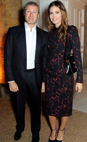 Ο μυστικός γάμος του Ρόμαν Αμπράμοβιτς -Η 33χρονη συλλέκτρια που έγινε η τρίτη σύζυγός του [εικόνες] | iefimerida.gr 0