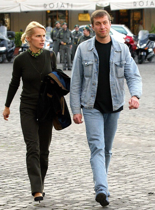 Ο μυστικός γάμος του Ρόμαν Αμπράμοβιτς -Η 33χρονη συλλέκτρια που έγινε η τρίτη σύζυγός του [εικόνες] | iefimerida.gr 3