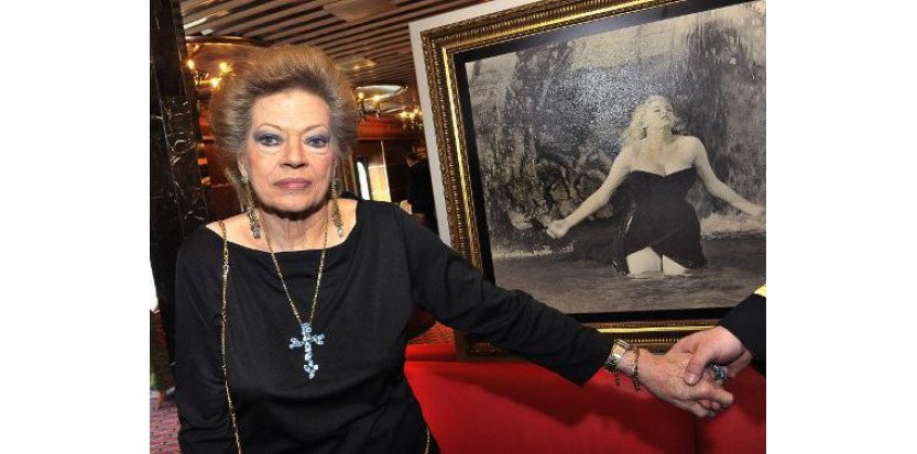 Πέθανε η βόμβα της Σουηδίας Ανίτα Εκμπεργκ -Ηθοποιός στην Dolce Vita του Φελίνι [εικόνες] | iefimerida.gr 16