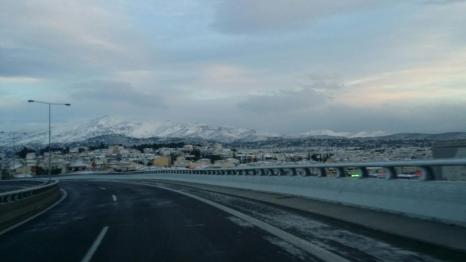 Στην κατάψυξη η χώρα -Πολικές θερμοκρασίες και χιόνια [εικόνες] | iefimerida.gr 2