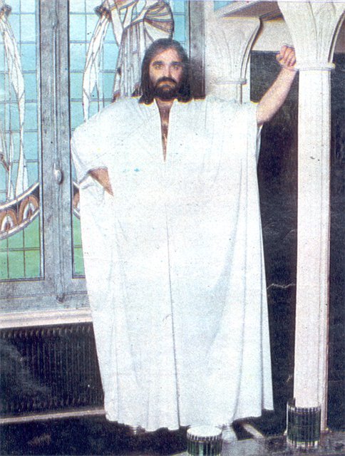 Ντέμης Ρούσσος: Μια ζωή γεμάτη σεξ, χρήμα, δόξα και περιπέτεια [εικόνες] | iefimerida.gr 11