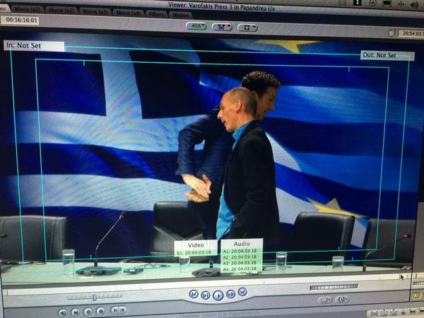 Καρέ καρέ η χειραψία-λαβή του Ντάισελμπλουμ που πάγωσε τον Βαρουφάκη -Τι του ψιθύρισε έξαλλος στο αυτί [εικόνες & βίντεο] | iefimerida.gr 7