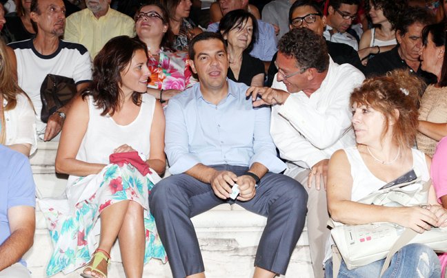 Τι απαντάει η Περιστέρα Μπαζιάνα στις συμβουλές που της έδωσε η Vogue [εικόνες] | iefimerida.gr 4