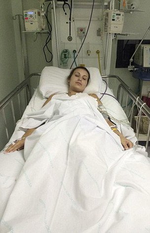 H Mις Bumbum έπαθε σηπτικό σοκ από εμφυτεύματα στα οπίσθια [εικόνες] | iefimerida.gr 5