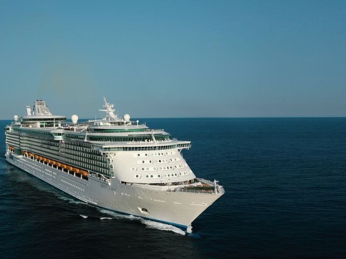Αυτά είναι τα 10 μεγαλύτερα κρουαζιερόπλοια στον κόσμο -Ολόκληρες πλωτές πολιτείες [εικόνες] | iefimerida.gr 4
