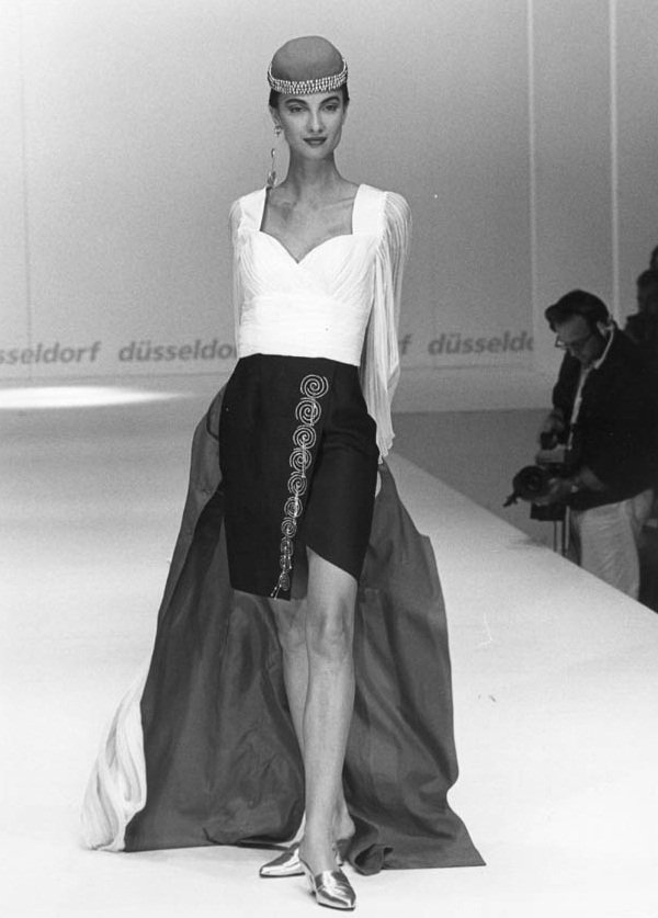 Ελενα Κουντουρά: Από την πασαρέλα στο υπουργείο Τουρισμού -Μια πορεία έκπληξη [εικόνες] | iefimerida.gr 12