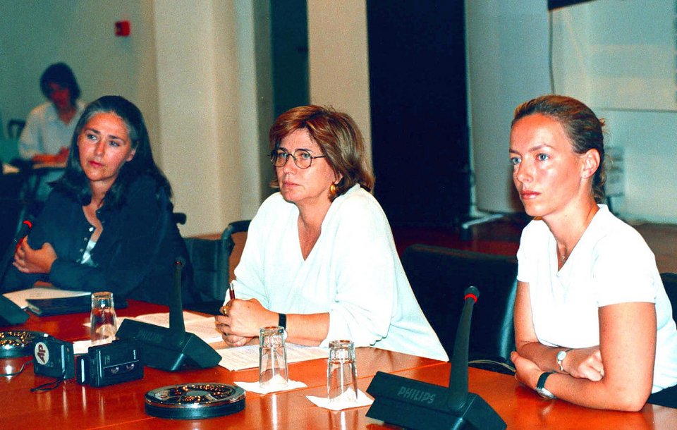 Δανάη Στράτου: Η διάσημη εικαστικός με ρίζες από μεγάλο τζάκι της Πάτρας, σύζυγος του Γιάννη Βαρουφάκη [εικόνες] | iefimerida.gr 7