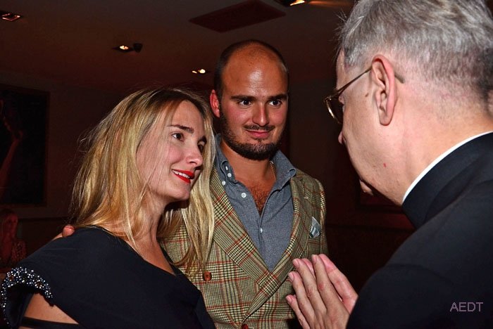 Ο πλουσιότερος ευγενής της Ευρώπης -Ο 31χρονος καλλονός πρίγκιπας που δεν έχει... χώρα να διοικήσει [εικόνες]  | iefimerida.gr 0