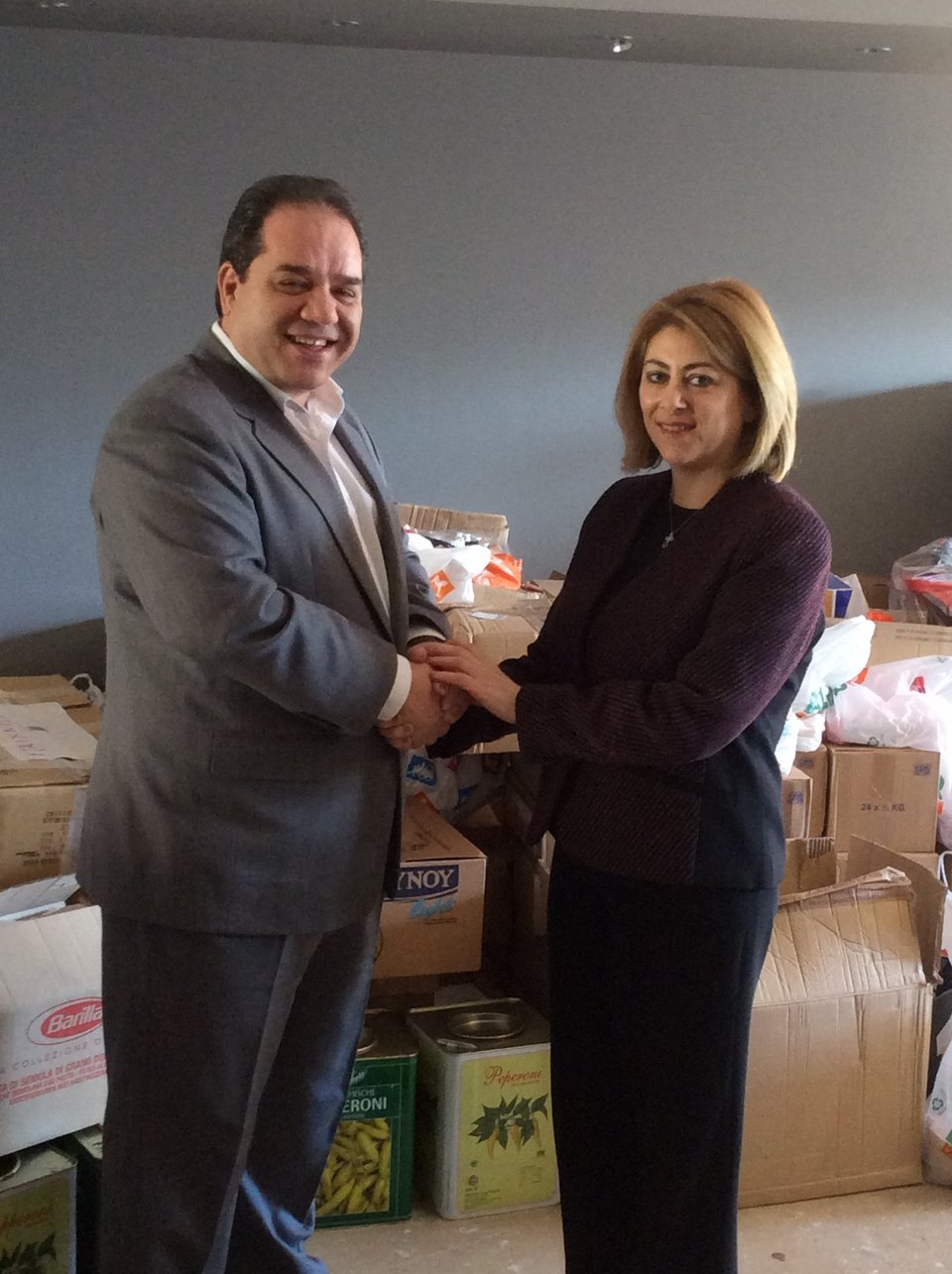 Οι υπάλληλοι της Γενικής Γραμματείας Εσόδων αρωγοί στο έργο της «Αποστολής» [εικόνες] | iefimerida.gr 1