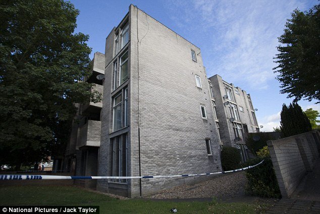 Σοκ -Νεαρή έπεισε την γυναίκα σύντροφό της να σφάξει την 8χρονη κόρη της [εικόνες] | iefimerida.gr 2